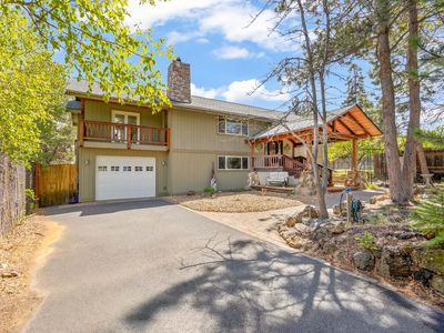 2236 NE Meadow Ln