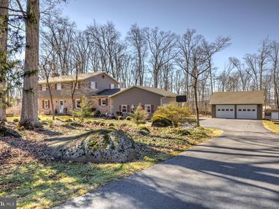 1361 Woodland Cir
