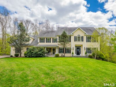Property at 8 Curtiss Meadows, Woodbury, CT