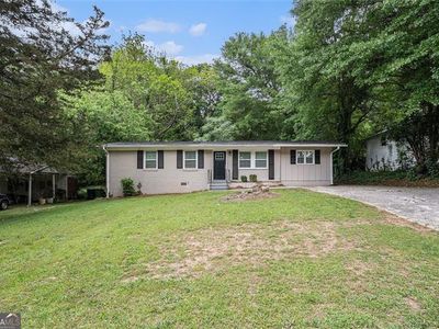 310 Oak Dr SE