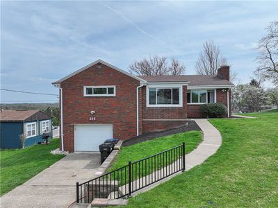 255 Henry Dr