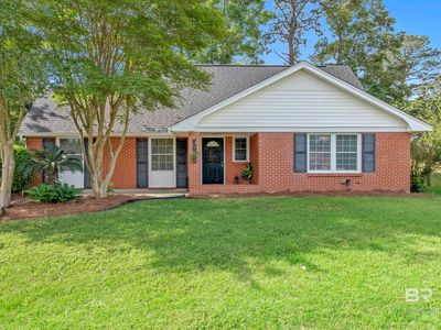 Property at 160 Country Club Dr, Daphne, AL