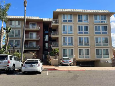 3939 Illinois St APT 3G