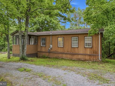 602 Plum Tree Ln