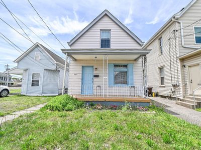 303 Walnut St