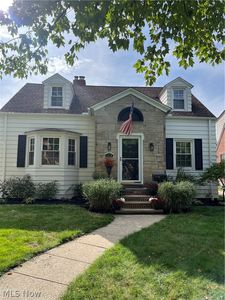 3418 W 148th St