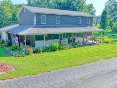 Property at 708 E Walnut St, Steeleville, IL