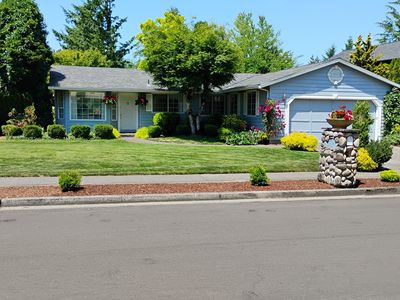 1829 SE Lewellyn Ave