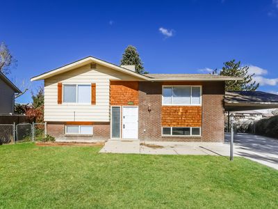 3748 Lewisport Dr
