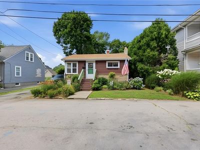 19 Peace St