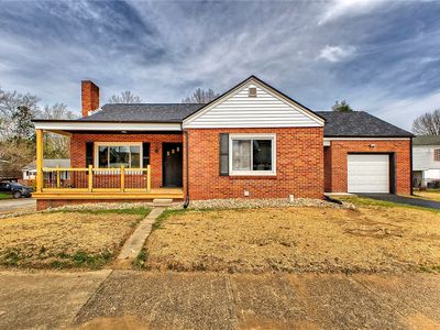 100 5th Ave