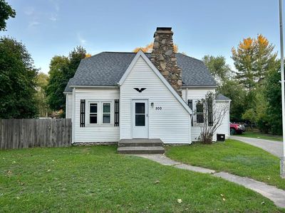 800 N Cayuga St
