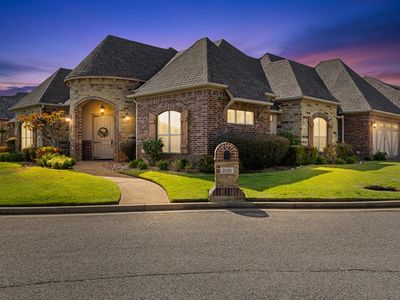2025 Villa Ln