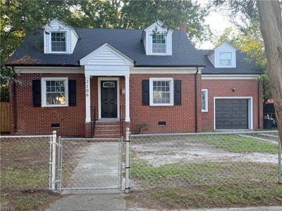 2106 Richmond Ave