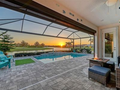 4921 Surfside Cir