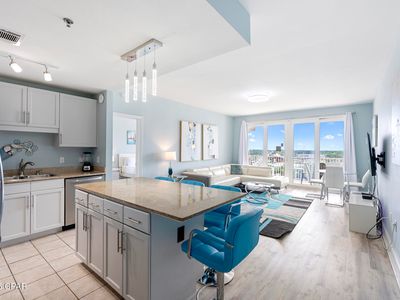 9902 S Thomas Dr UNIT 832