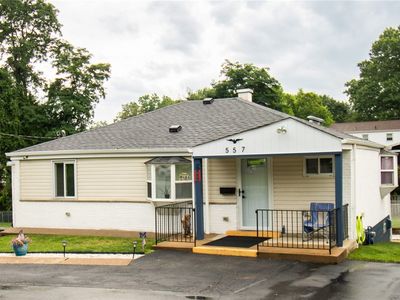 557 Beatty Rd