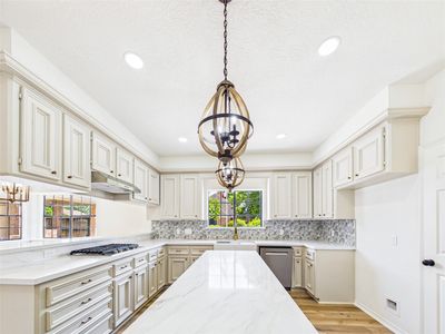 2309 Saint Patrick Ln