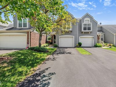 6487 Miramar Ct