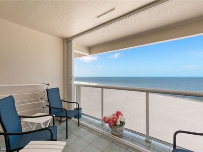 7400 Estero Blvd APT 629