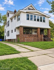 10305 Manor Ave