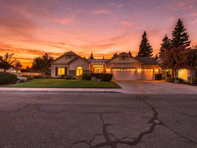2041 N Peppertree Court
