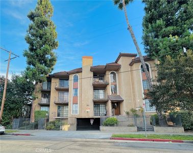 18600 Clark St Unit 306