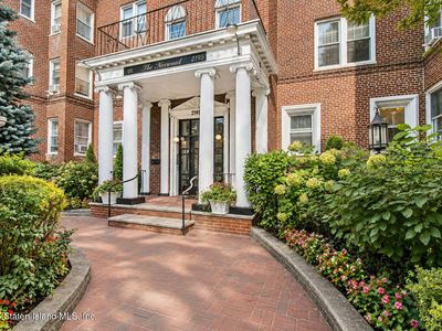 2195 E 22nd St APT 2G