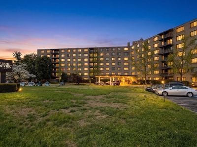 3450 Toledo Ter APT 303