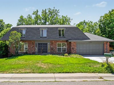 5496 W Hinsdale Place