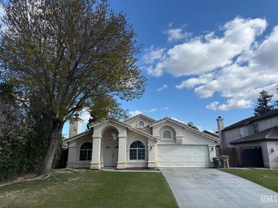 804 Loch Lloyd Ln