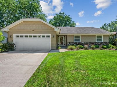 Property at 725 N Vista Dr, Algonquin, IL