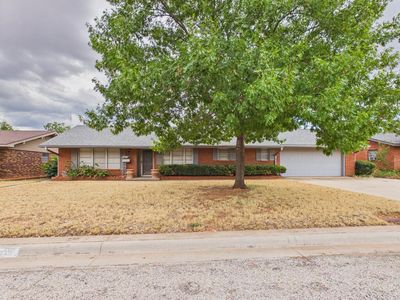 Property at 1418 Stanley St, Sweetwater, TX