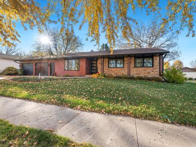 Property at 957 Miles Dr, Worthington, MN