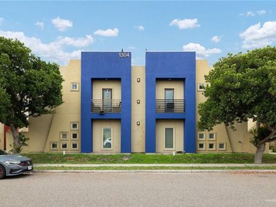 1304 E Camellia Ave UNIT 2