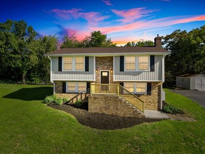 325 Mulberry Dr