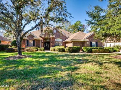 586 THORNWOOD Lane