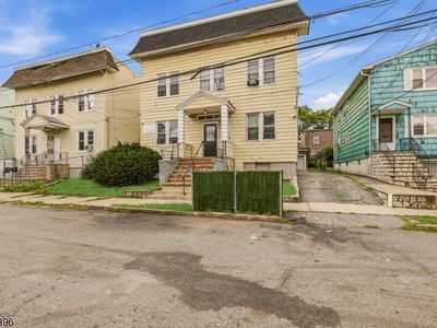 37 Hanford St