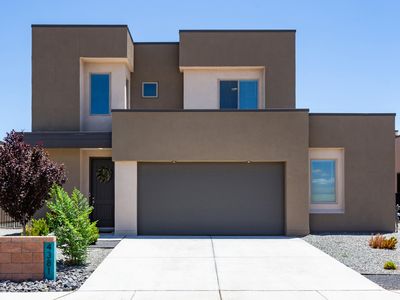 4381 Lauren Loop NE