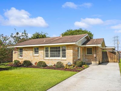 Property at 1740 Bonnie Ann Dr, Marrero, LA