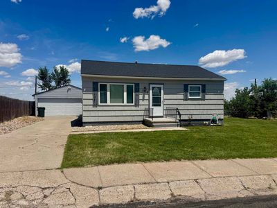 1518 Manor Rd