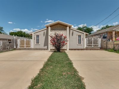 630 NW 11th St