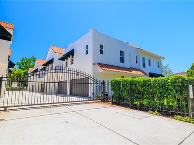 3210 W Horatio St Unit 14