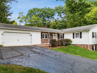 859 Shoreham Dr