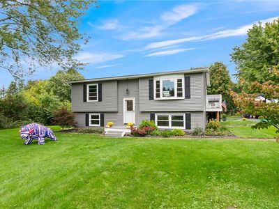 Property at 5508 Holtz Rd, Farmington, NY
