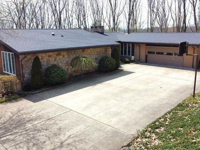 35 Catherine Ave