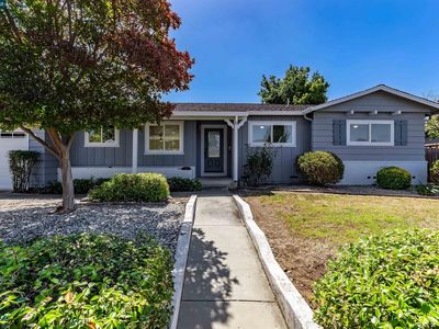 1750 Woodcrest Dr