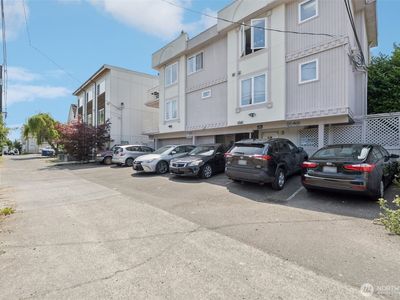 5624 Roosevelt Way NE #202