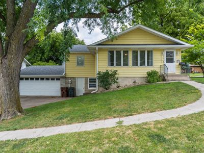341 E Ave