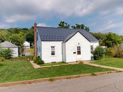 229 Center St